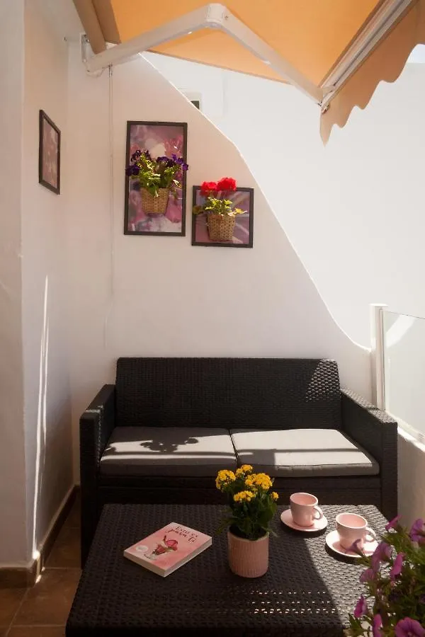 Apartamentos Thaisay Luz Del Mar I Puerto del Carmen  Puerto del Carmen (Lanzarote)